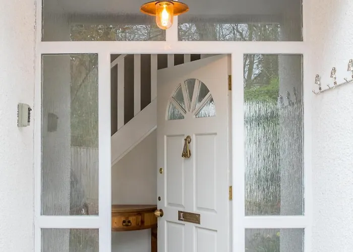 Holiday home Peaceful Woodland Retreat Near Clifton, Bristol